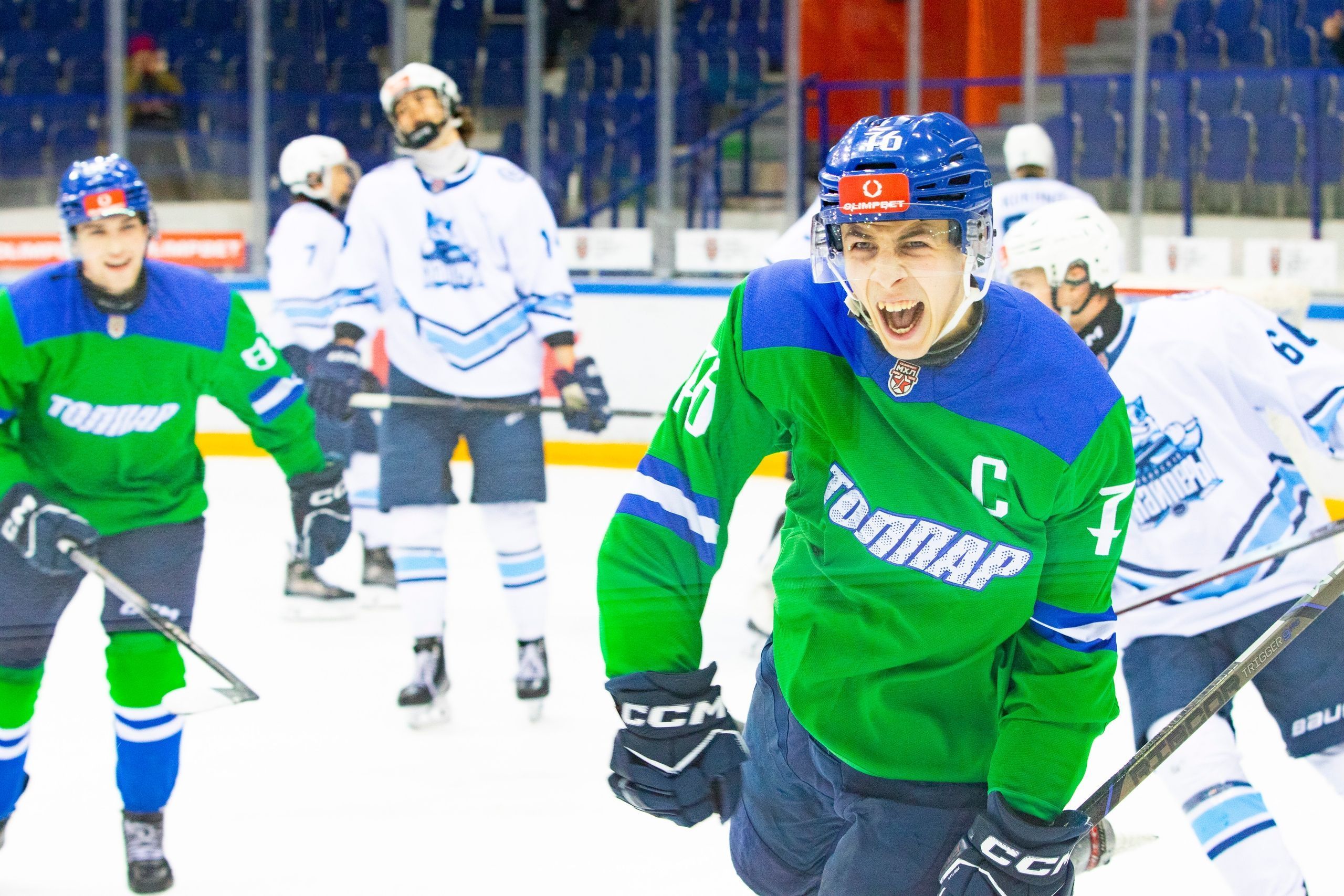 «Толпар» обыграл «Сибирских Снайперов»