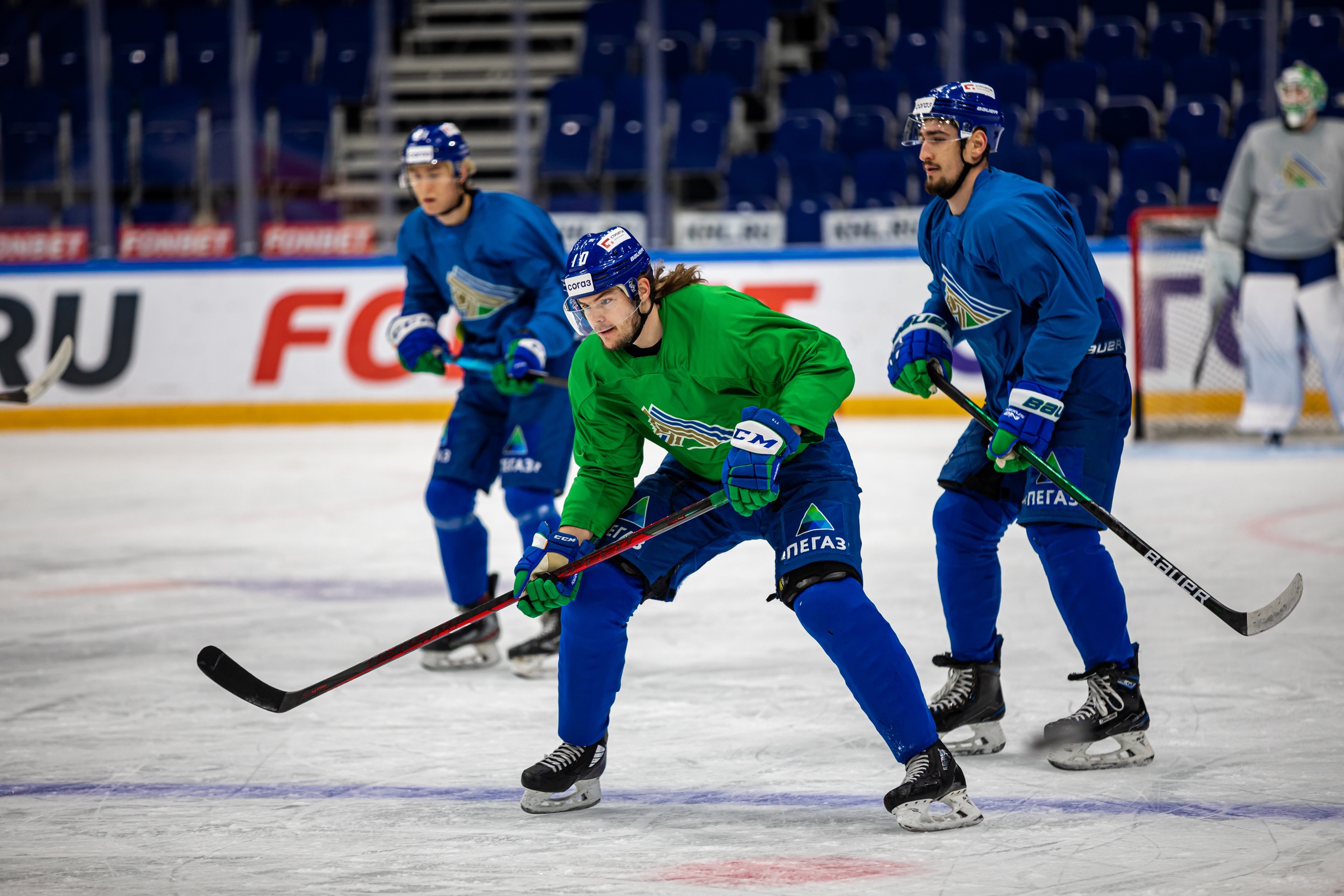 Виктор Тихонов: «Выполняем указания тренера и показываем неплохой хоккей»