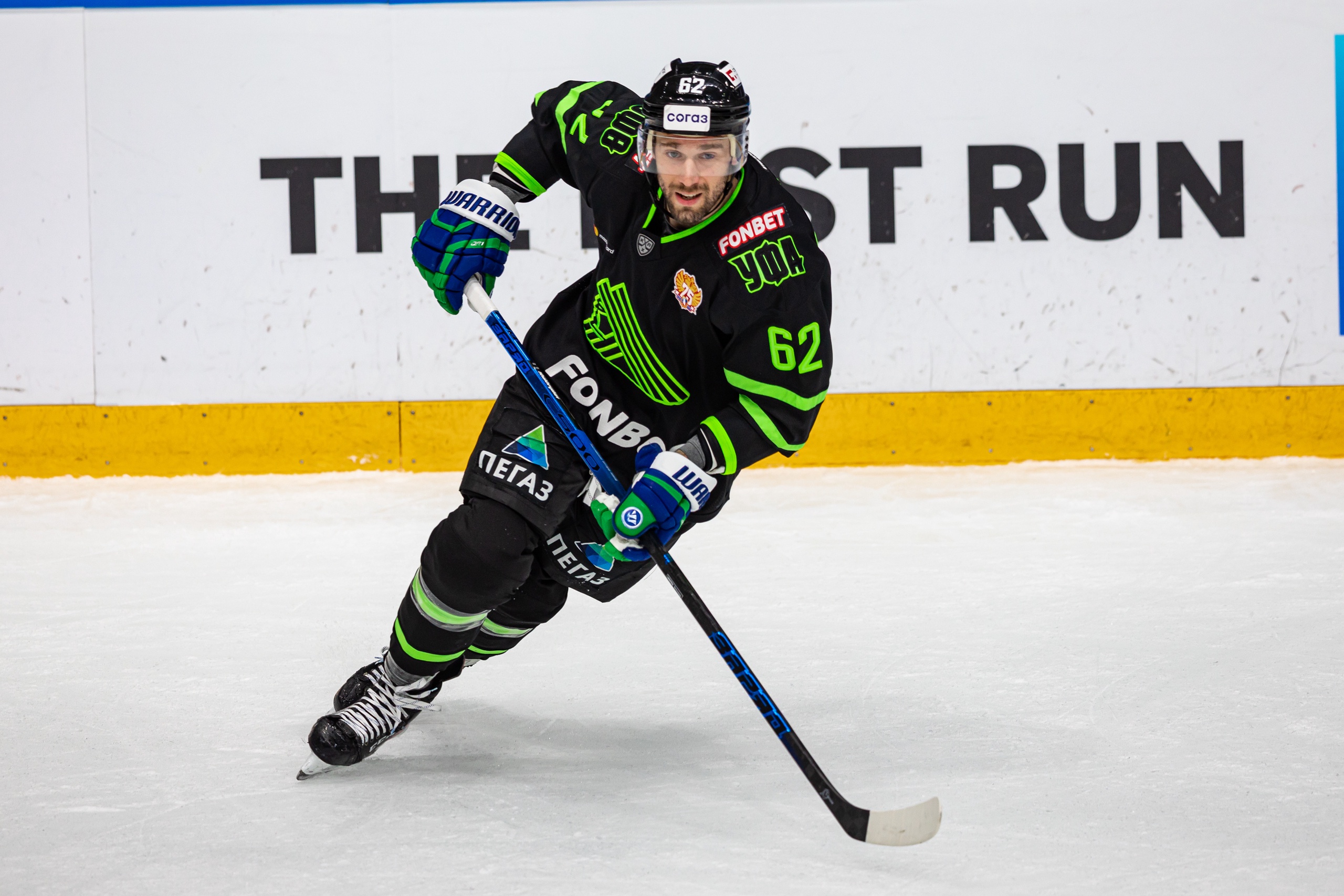 Пётр Хохряков покидает ХК «Салават Юлаев»