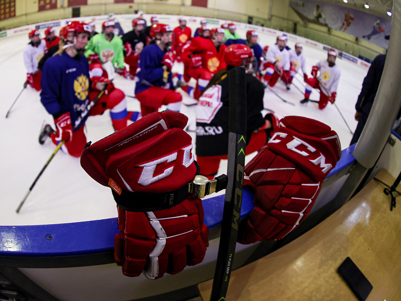 Семь хоккеисток «Агидели» приступили к сборам со сборной России в Новогорске