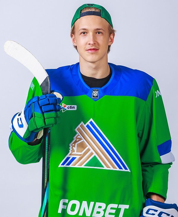 Александр Жаровский