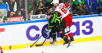 «Салават Юлаев» уступил «Локомотиву» в «Медовом побоище»