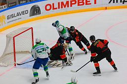 «Салават Юлаев» уступил «Адмиралу» во Владивостоке