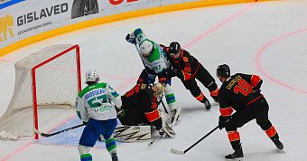 «Салават Юлаев» уступил «Адмиралу» во Владивостоке «Салават Юлаев» уступил «Адмиралу» во Владивостоке