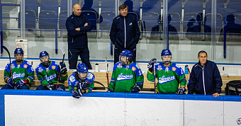 Валерий Давлетшин: «Наши хоккеистки справились с поставленной задачей» 
