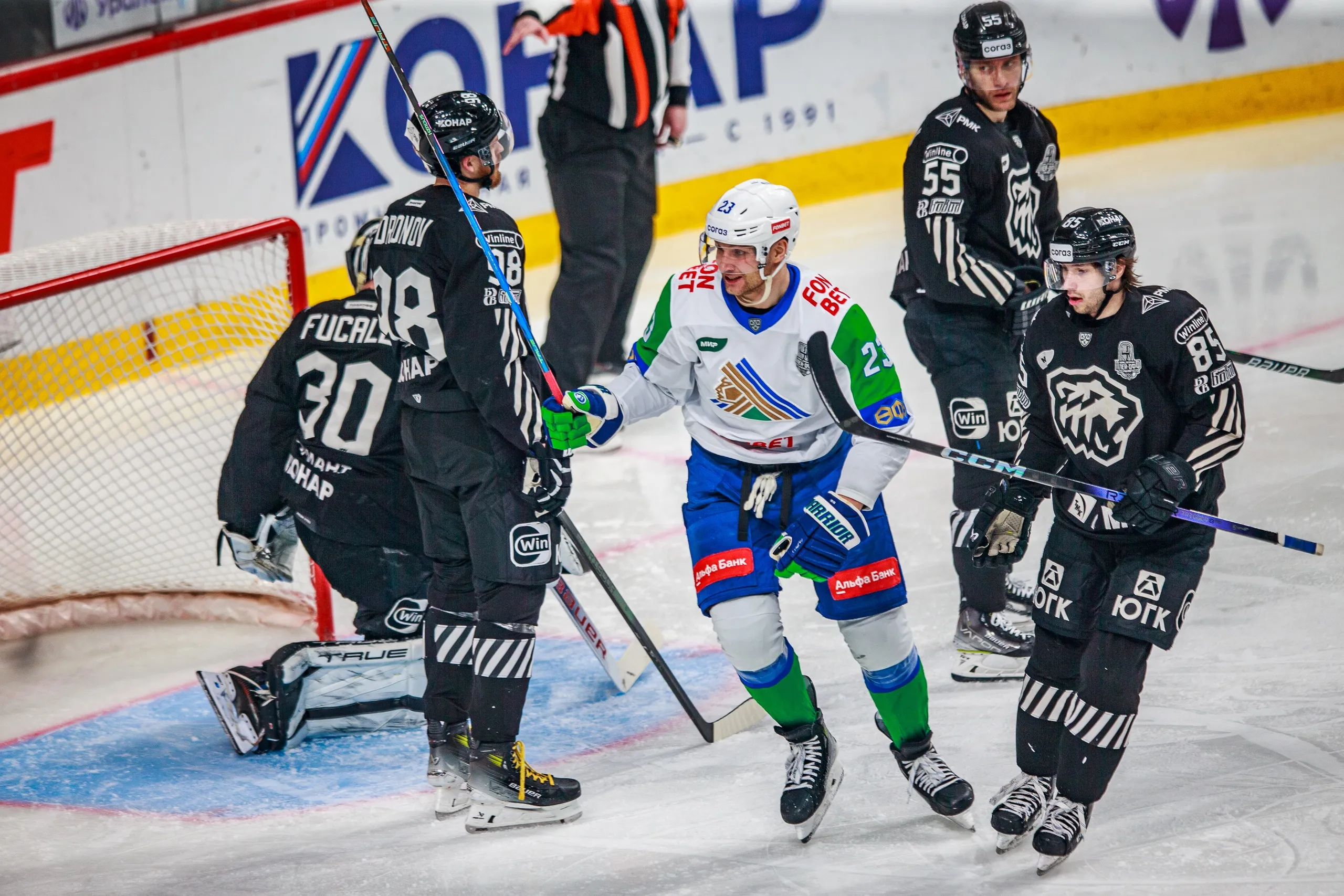 «Салават Юлаев» победил «Трактор» и сравнял счёт в серии