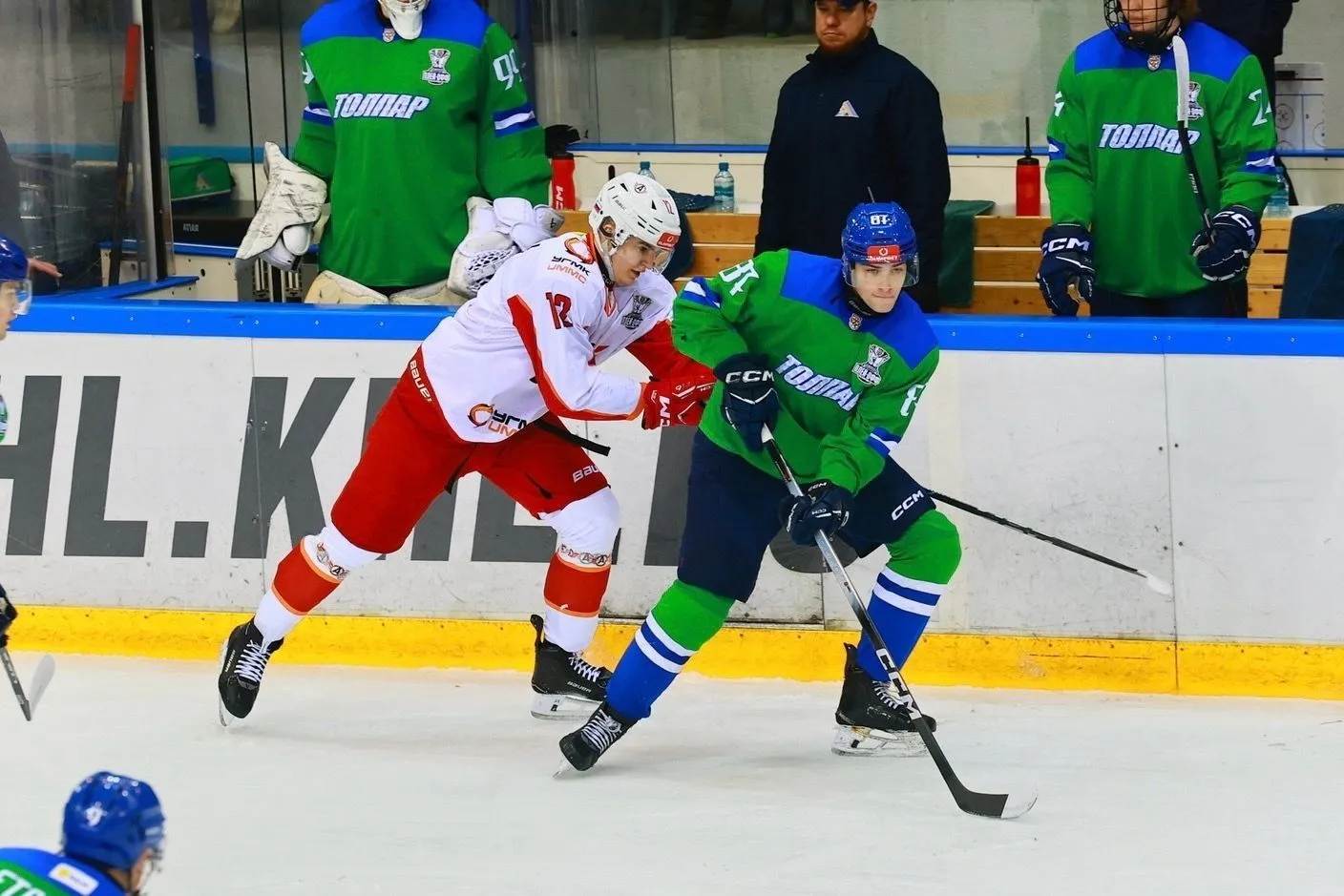 «Толпар» уступил «Авто» в серии буллитов