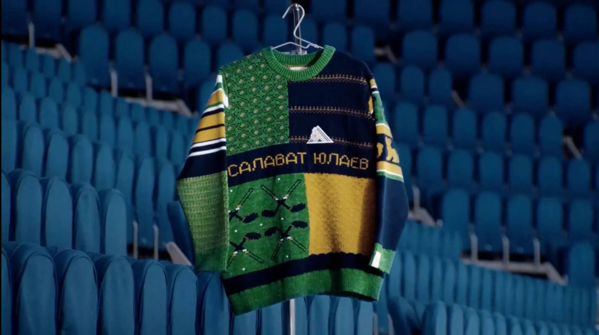 Вязаный мир победил! Встречайте — «Бабушкин Свитер»